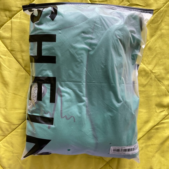 Green heartbeat hoodie - Picture 3 of 4